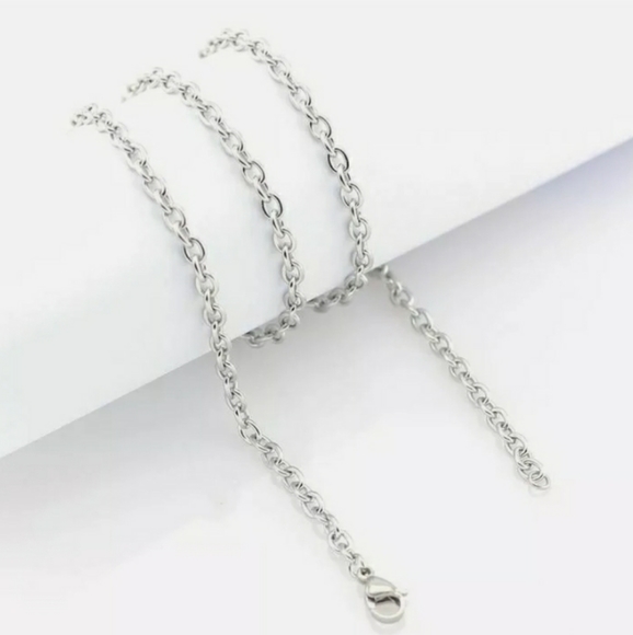 🎃 Half Moon Witch Necklace 🎃 - Picture 2 of 3